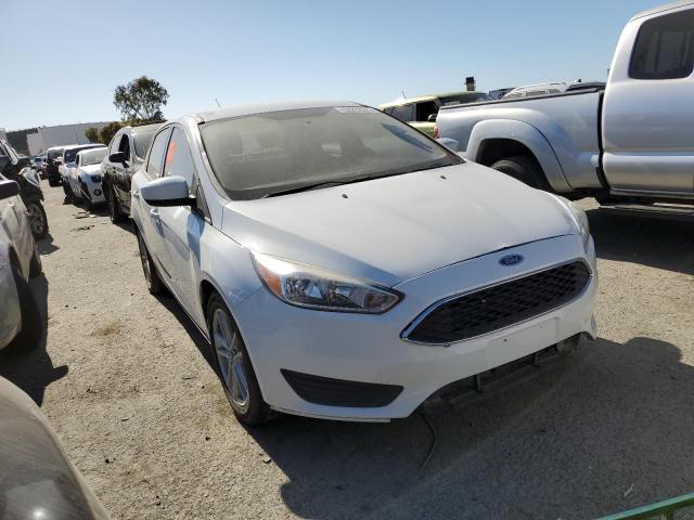 2018 Ford Focus Se VIN: 1FADP3F22JL236677 Lot: 52402403