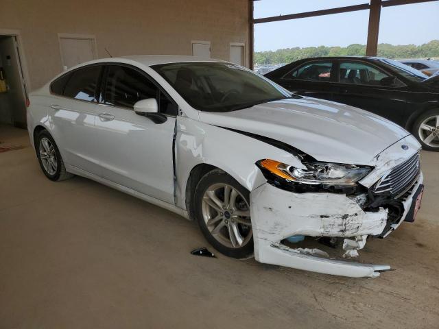 3FA6P0H71JR278016 2018 FORD FUSION, photo no. 4