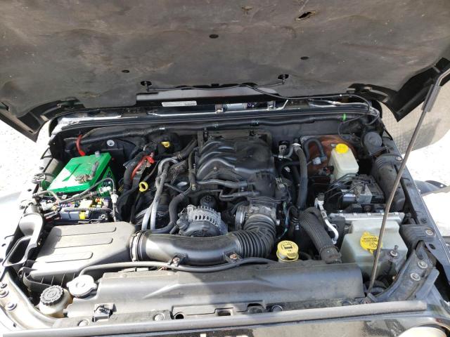 1C4BJWEG4EL199591 Jeep Wrangler Unlimited Sahara