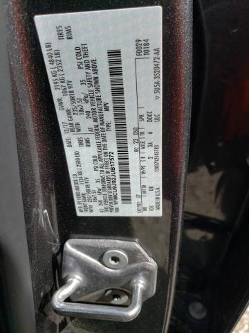 1FMCU9J92JUB17572 Ford Escape Titanium