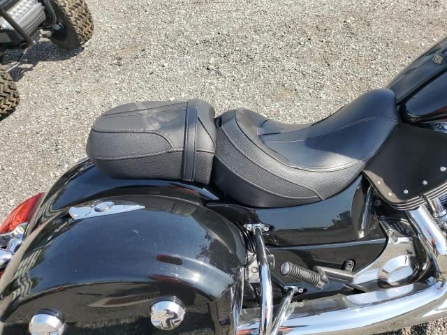 2018 INDIAN MOTORCYCLE CO. CHIEFTAIN - 56KTCAAA5J3364183