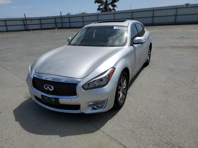 2017 INFINITI Q70 3.7