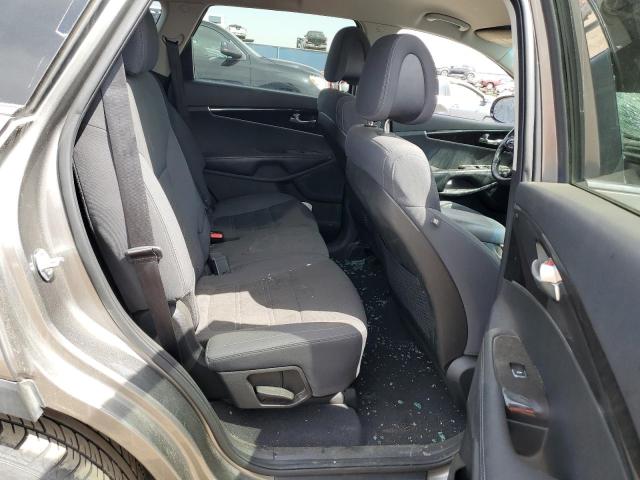 5XYPGDA30GG046037 KIA SORENTO LX