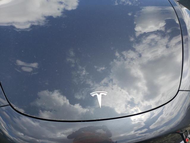 5YJ3E1EBXJF094048 Tesla MODEL 3