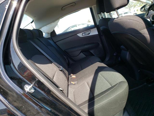 3KPF24AD5PE569926 KIA FORTE LX