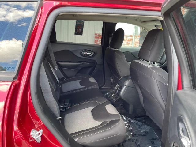 1C4PJMAB3FW635464 Jeep Cherokee Sport