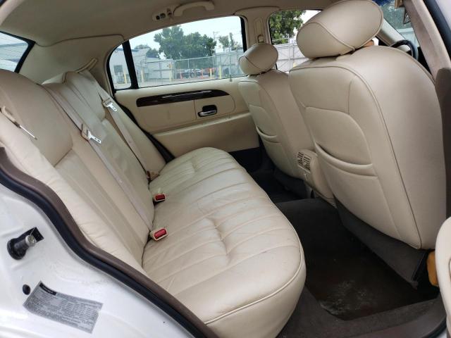 1998 Lincoln Town Car Executive VIN: 1LNFM81W9WY662245 Lot: 53280303