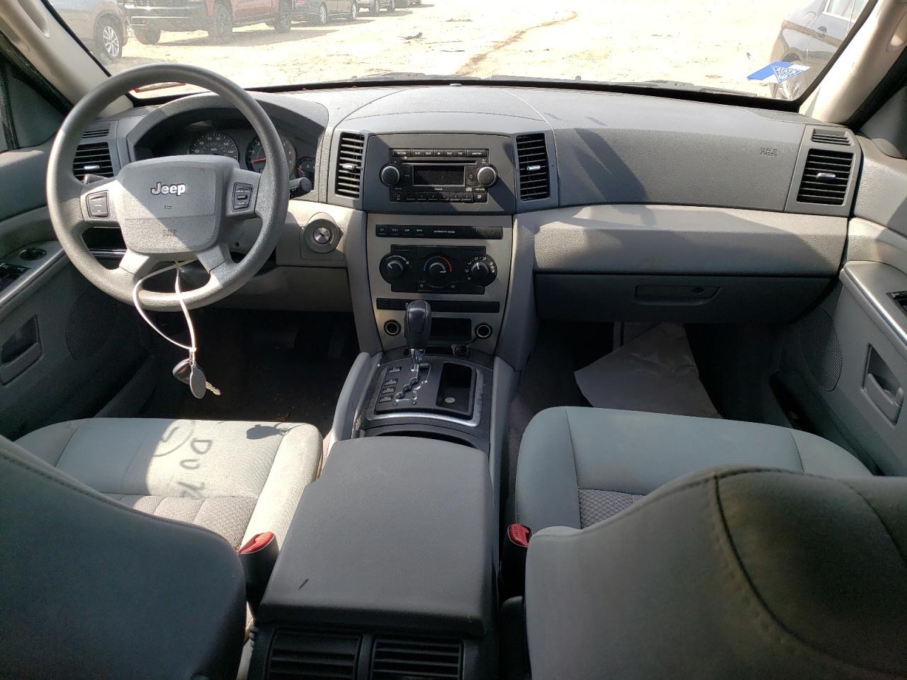 1J4GR48K36C303499 2006 Jeep Grand Cherokee Laredo