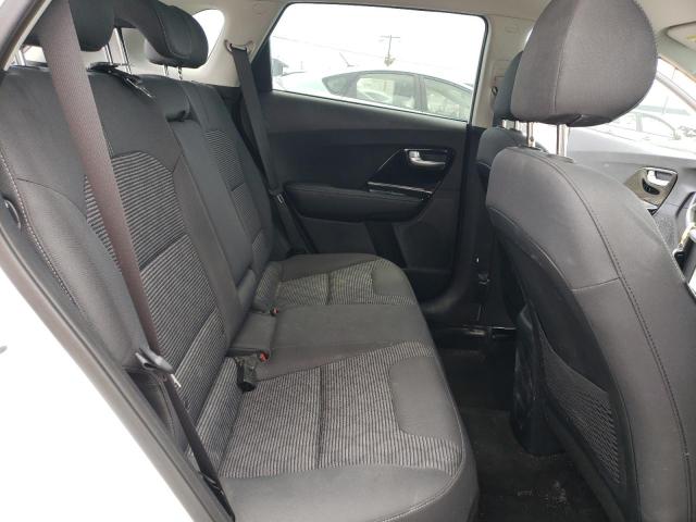 KNDCB3LC6N5547671 KIA NIRO LX