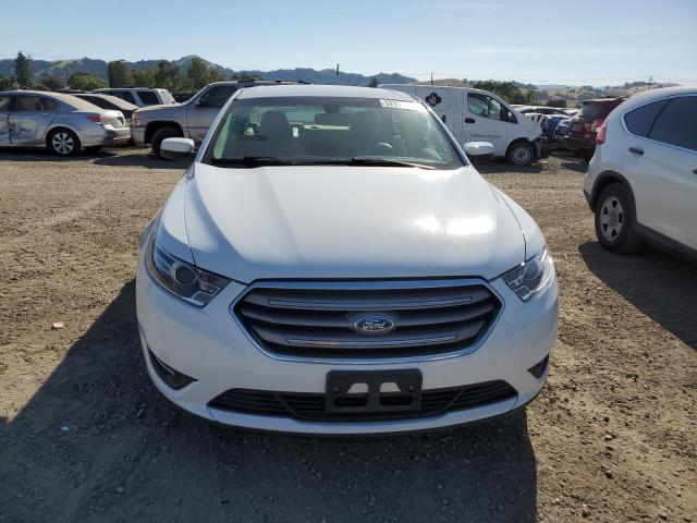 1FAHP2H86HG110886 Ford TAURUS SEL