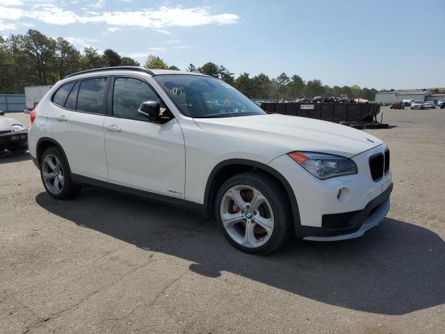 2015 BMW X1 XDRIVE3 WBAVM5C52FVV95327