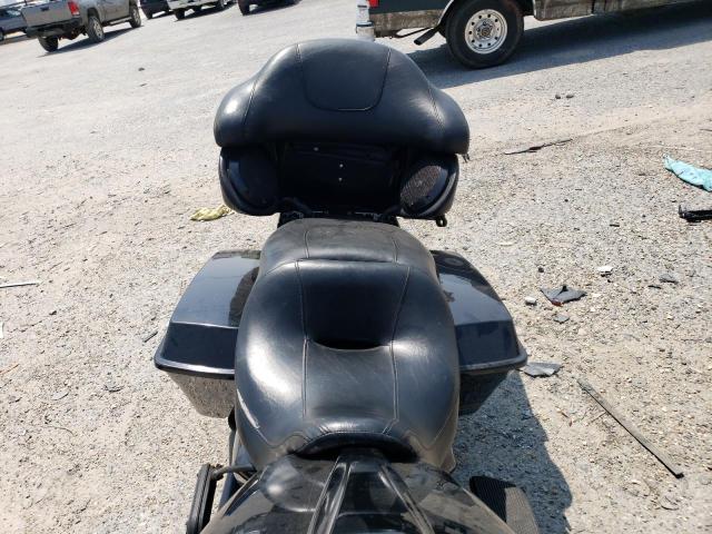 2011 HARLEY-DAVIDSON FLTRU 1HD1KGM19BB637579