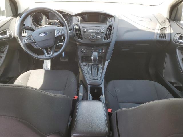 1FADP3K22JL271306 Ford FOCUS SE