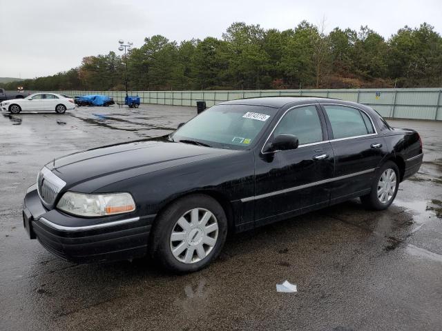 2005 Lincoln Town Car Executive