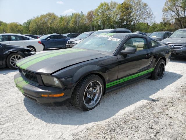 2005 Ford Mustang 