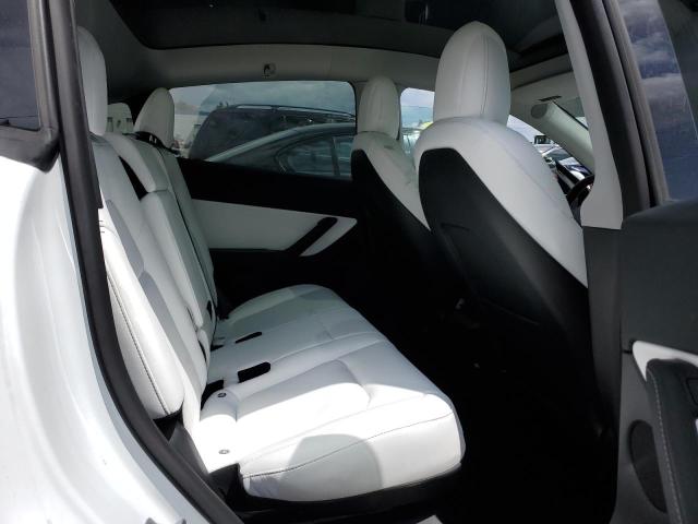 7SAYGDEE8NF436911 Tesla Model Y