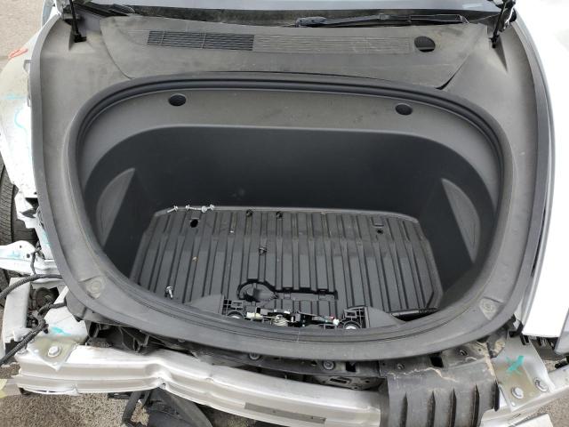 5YJ3E1EB7NF137640 Tesla MODEL 3