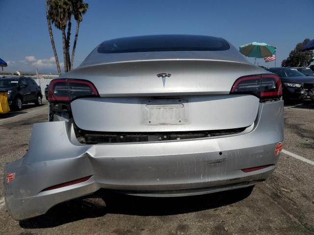 5YJ3E1EA6JF076539 Tesla MODEL 3