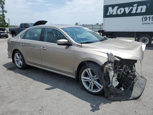 2015 VOLKSWAGEN PASSAT SEL - 1VWCV7A36FC059431