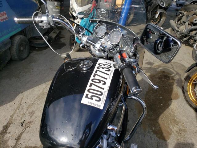 2002 HONDA VF750 C - JH2RC43002M800804