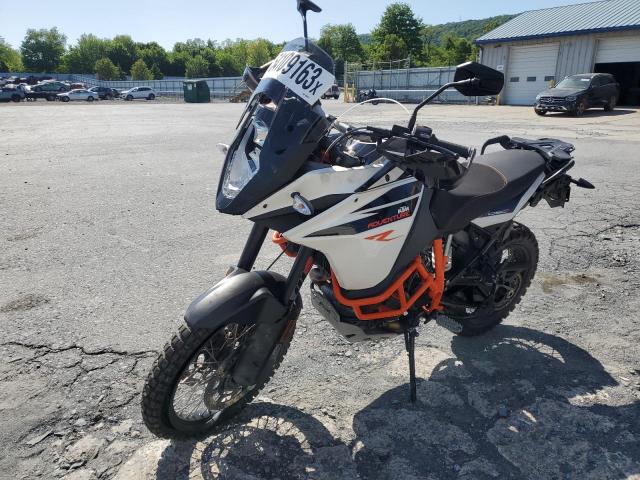 2018 KTM 1090 ADVEN - VBKV49401JM988875