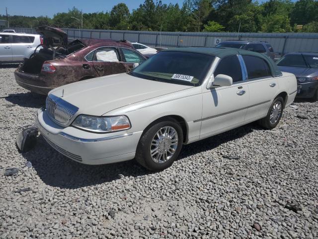 2006 Lincoln Town Car 