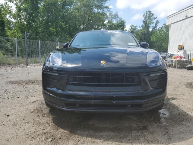 VIN WP1AA2A50NLB04127 2022 Porsche Macan no.5