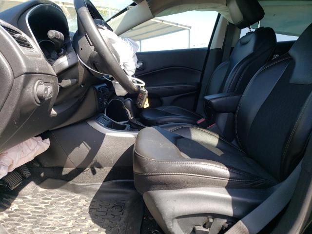 3C4NJCBB8KT649540 Jeep Compass Latitude