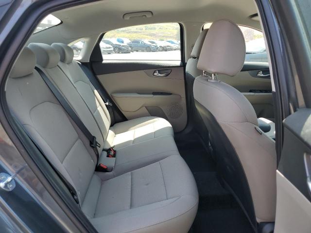 3KPF24AD3ME373365 KIA FORTE FE