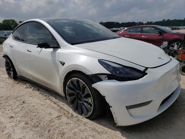 7SAYGDEF8NF537455 Tesla Model Y  4