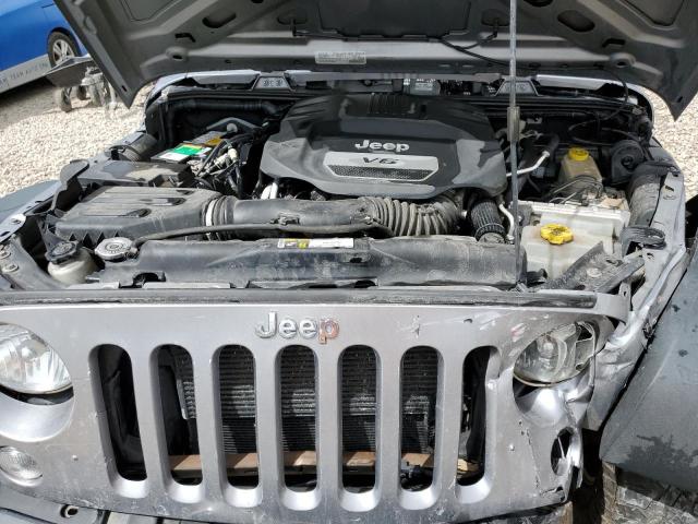 1C4BJWDG2FL767307 Jeep Wrangler Unlimited Sport