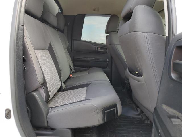5TFRM5F13FX092830 Toyota Tundra Double Cab Sr/sr5