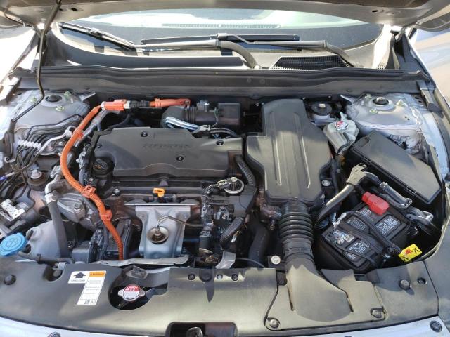 1HGCV3F29NA027824 Honda Accord HYB 11