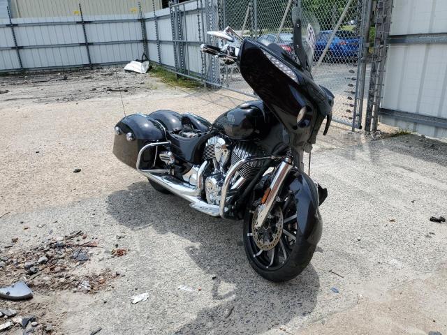 2017 INDIAN MOTORCYCLE CO. CHIEFTAIN - 56KTCNAA3H3356813