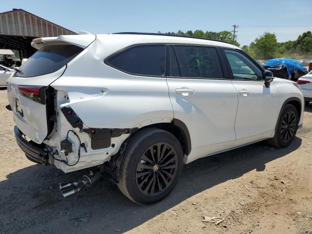 VIN 5TDKDRAH1PS020318 2023 Toyota Highlander, L no.3