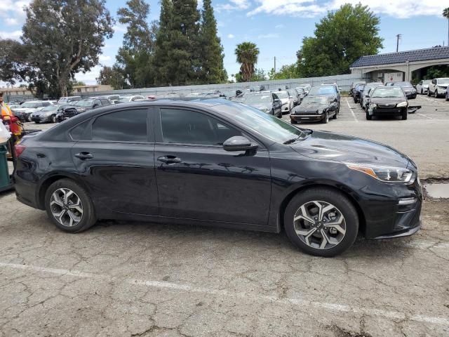 3KPF24AD2ME387354 KIA FORTE FE