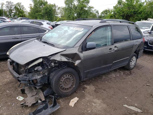 2005 Toyota Sienna CE