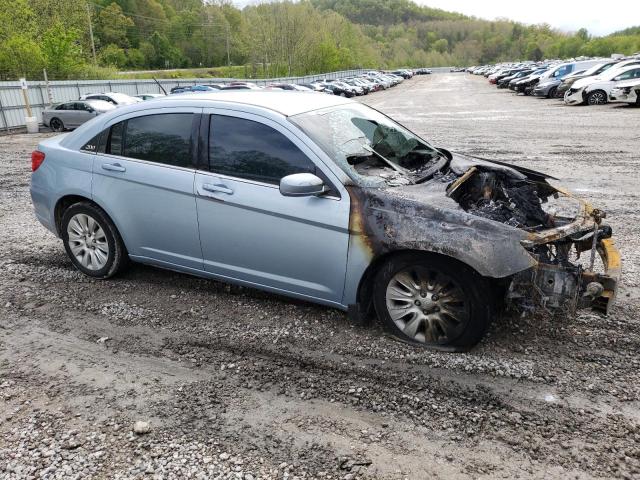 VIN 1C3CCBAB3DN762137 2013 CHRYSLER 200 no.4