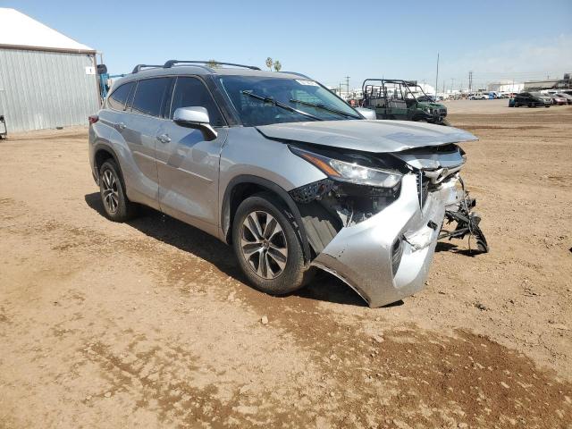 VIN 5TDHZRAH7LS008213 2020 Toyota Highlander, Xle no.4