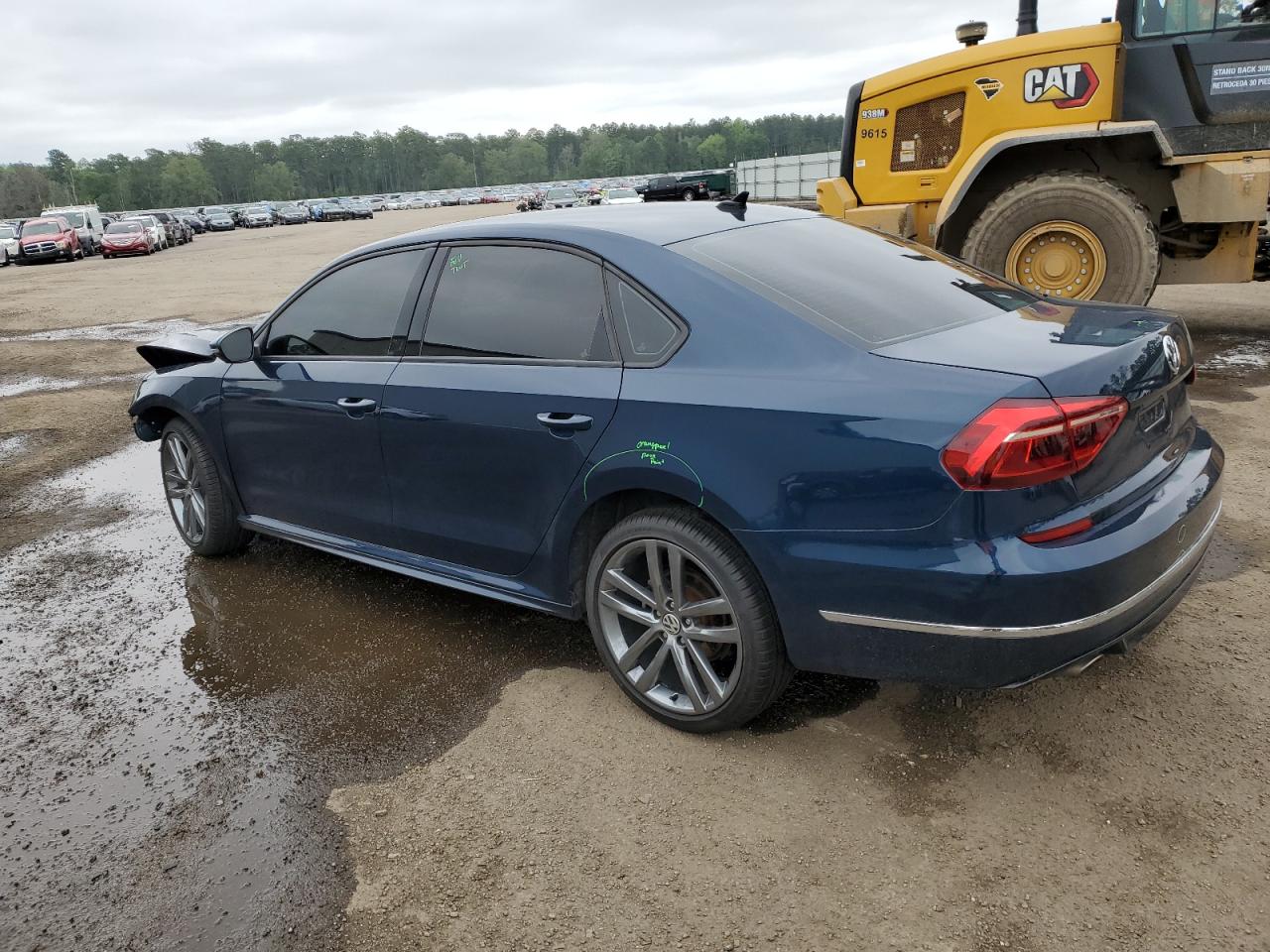 2018 Volkswagen Passat S vin: 1VWAA7A31JC035632