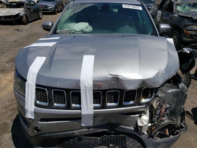 3C4NJCBB9JT137476 Jeep Compass Latitude