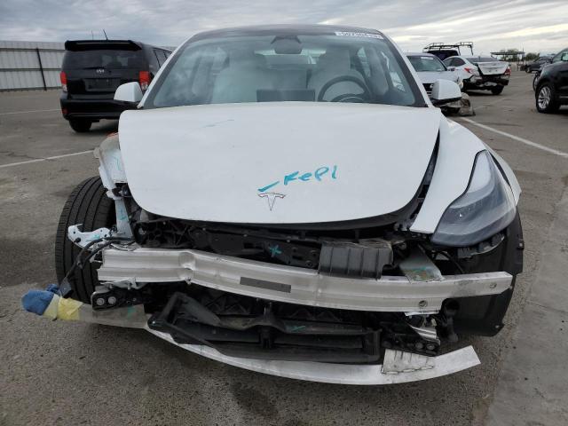 5YJ3E1EB7NF137640 Tesla MODEL 3