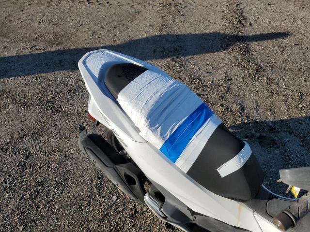 2015 HONDA PCX 150 RLHKF1804FY001065