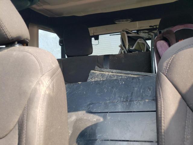 1C4BJWDG4EL313834 Jeep Wrangler Unlimited Sport