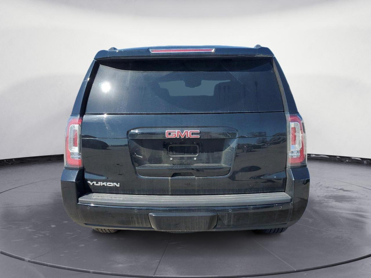 2020 GMC Yukon Slt vin: 1GKS1BKC1LR256838