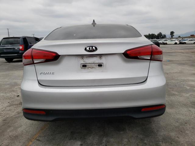 3KPFK4A72JE226945 KIA FORTE LX