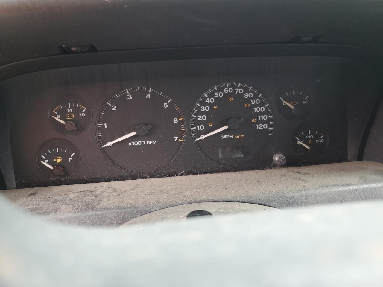 1J4GW48S82C114298 2002 Jeep Grand Cherokee Laredo