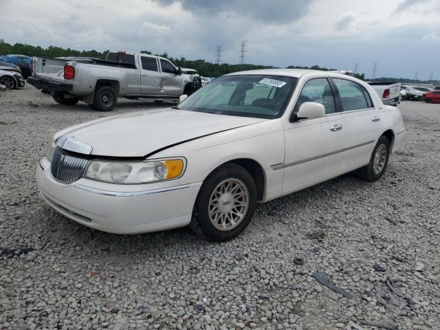 1998 Lincoln Town Car Signature