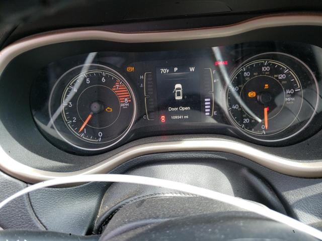 1C4PJMCS4HW505600 Jeep Cherokee Latitude