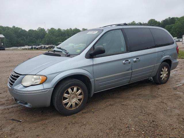 2005 Chrysler Town & Country Touring